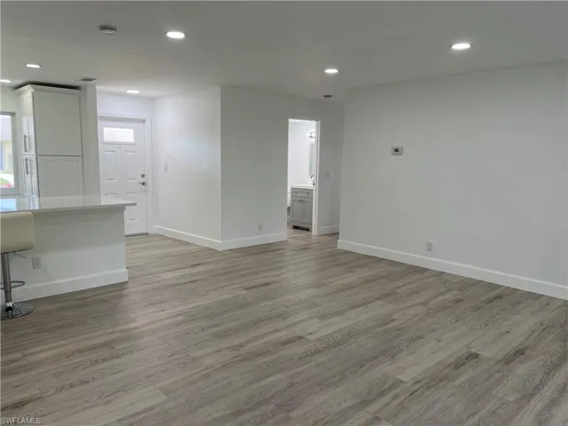 54  GLADES  BLVD, Naples, FL 34112
