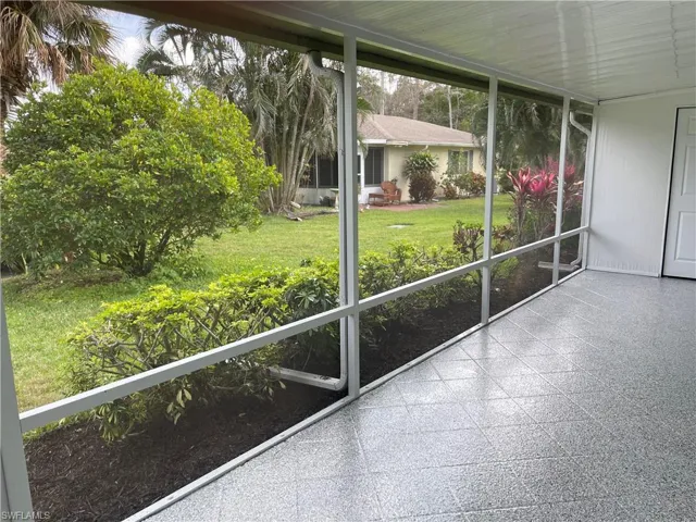 54  GLADES  BLVD, Naples, FL 34112
