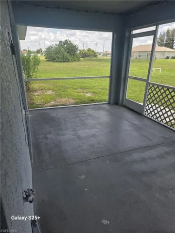 21 Sw 24th Pl, Cape Coral, Florida 33991