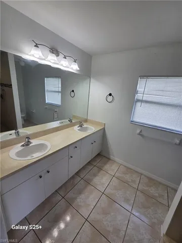 21 Sw 24th Pl, Cape Coral, Florida 33991