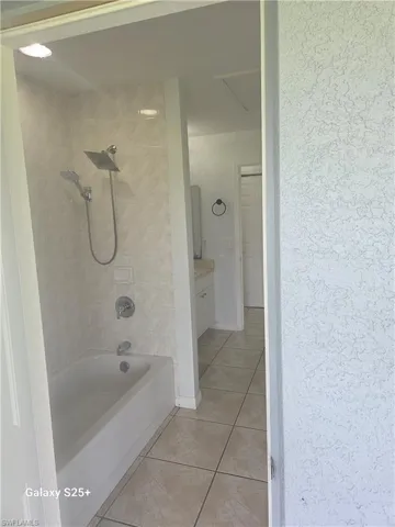 21 Sw 24th Pl, Cape Coral, Florida 33991
