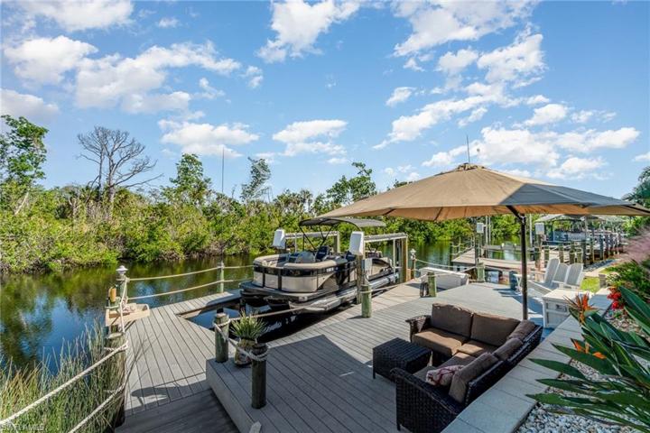 Deck and dock from the back porch