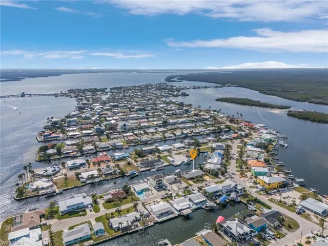 2859 Cheryl St, Matlacha, Florida 33993