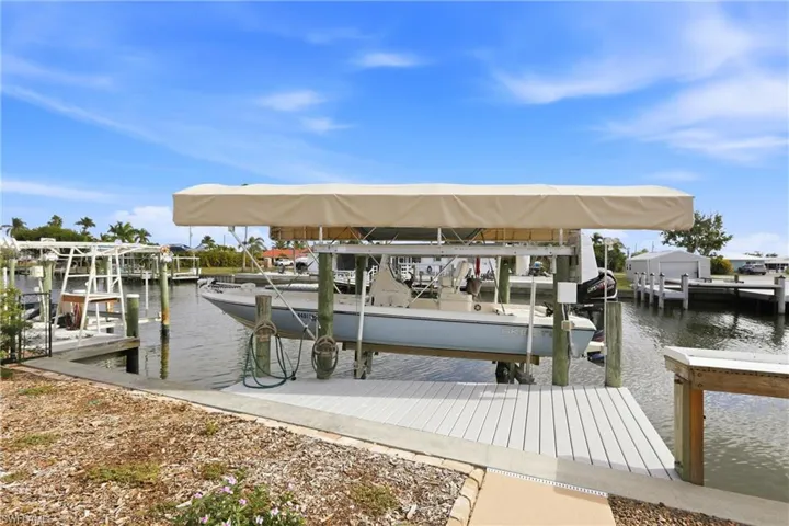 2859 Cheryl St, Matlacha, Florida 33993