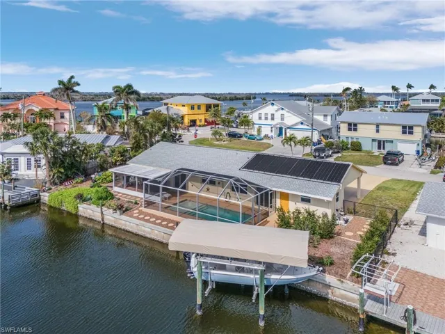 2859 Cheryl St, Matlacha, Florida 33993