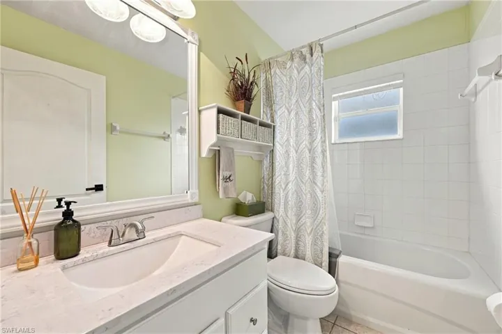 21572 Brixham Run Loop, Estero, Florida 33928