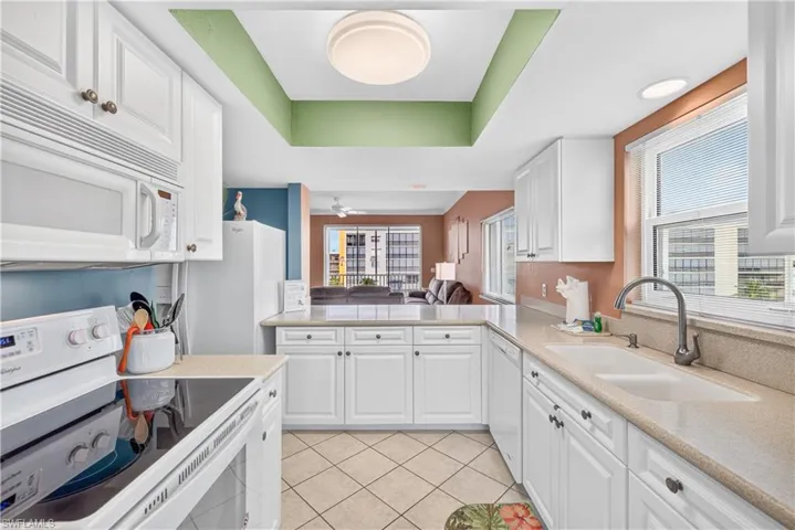 4361 Bay Beach Ln 424, Fort Myers Beach, Florida 33931