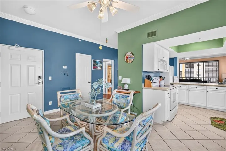 4361 Bay Beach Ln 424, Fort Myers Beach, Florida 33931