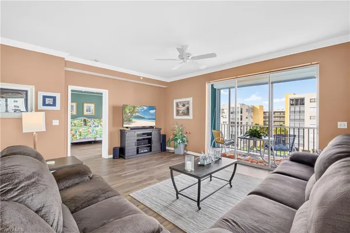4361 Bay Beach Ln 424, Fort Myers Beach, Florida 33931