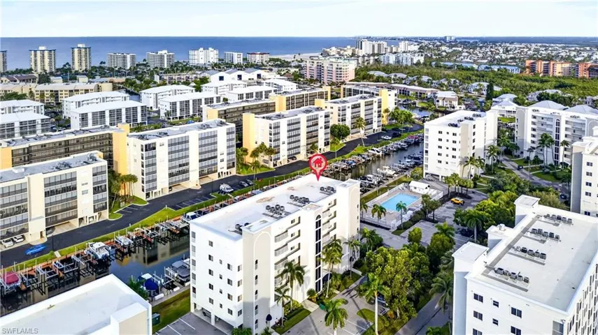 4361 Bay Beach Ln 424, Fort Myers Beach, Florida 33931