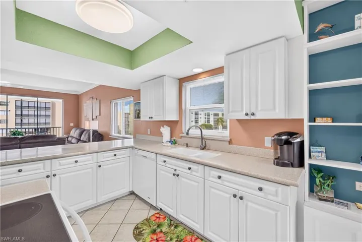 4361 Bay Beach Ln 424, Fort Myers Beach, Florida 33931