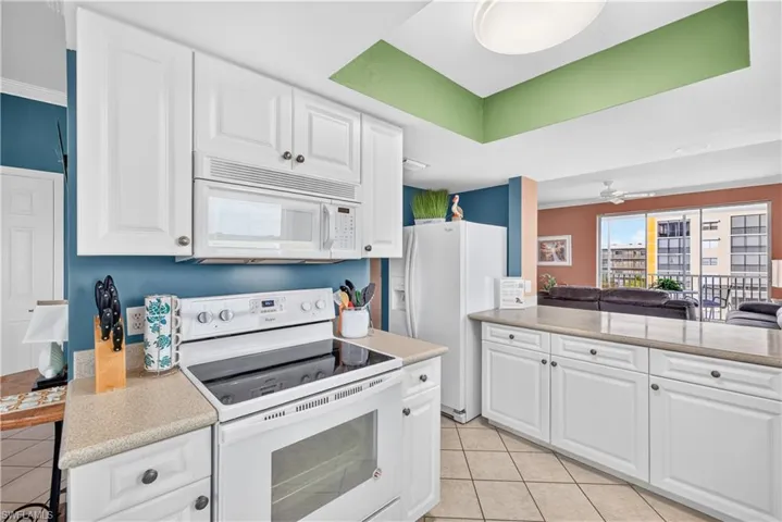 4361 Bay Beach Ln 424, Fort Myers Beach, Florida 33931