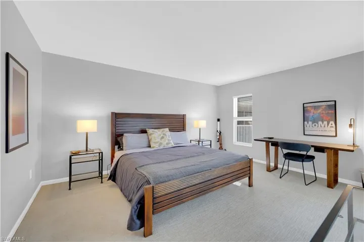 Bedroom with carpet