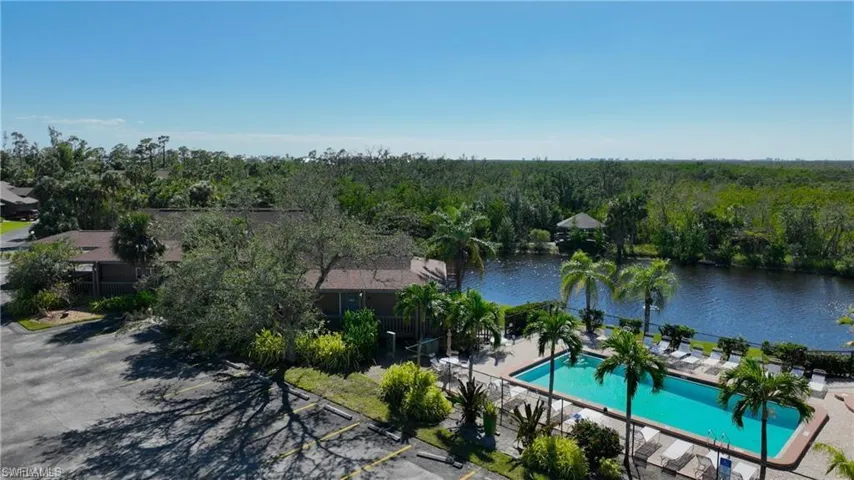 AMENITY CENTER