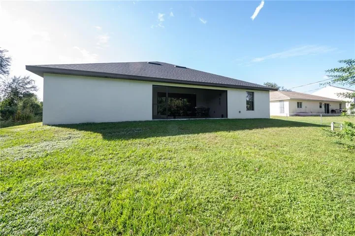 6050  Latimer  AVE, Fort Myers, FL 33905