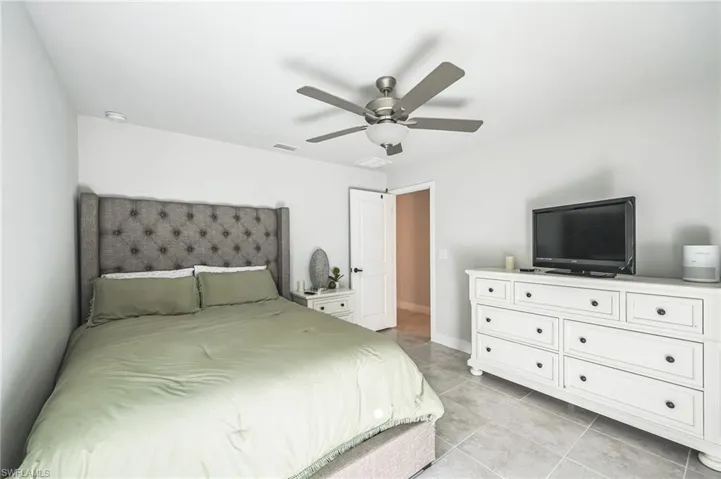 6050  Latimer  AVE, Fort Myers, FL 33905