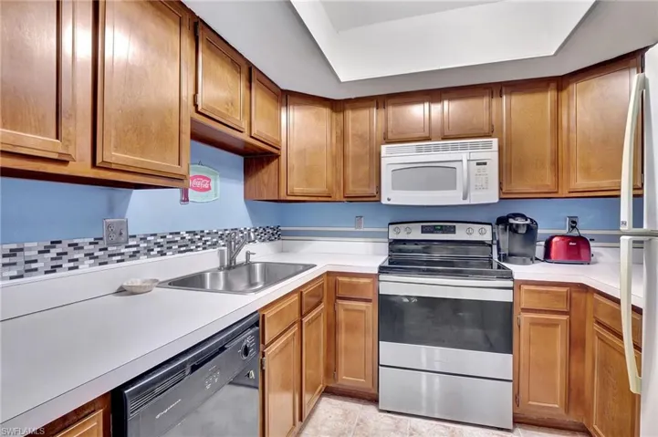 13353  Broadhurst  LOOP, Fort Myers, FL 33919