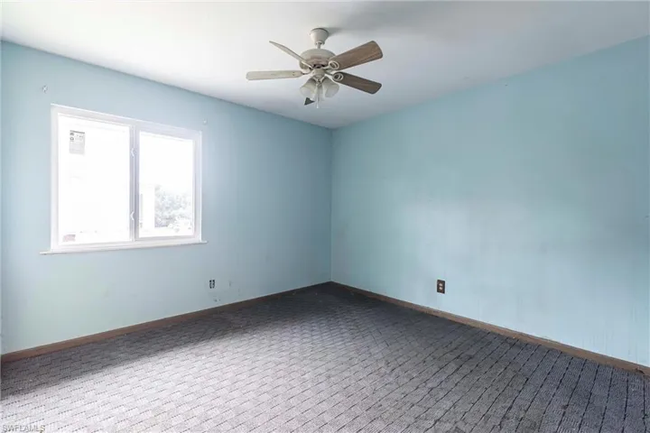 5449  27th SW AVE, Naples, FL 34116
