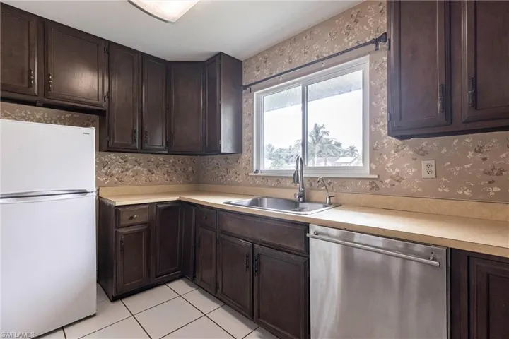 5449  27th SW AVE, Naples, FL 34116