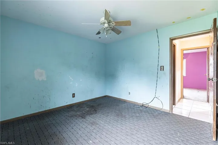 5449  27th SW AVE, Naples, FL 34116