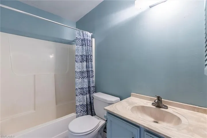 5449  27th SW AVE, Naples, FL 34116