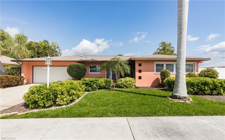 1829  Cornwallis  PKWY, Cape Coral, FL 33904