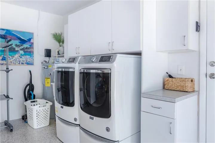 Laundry in Garage w/Mini-split