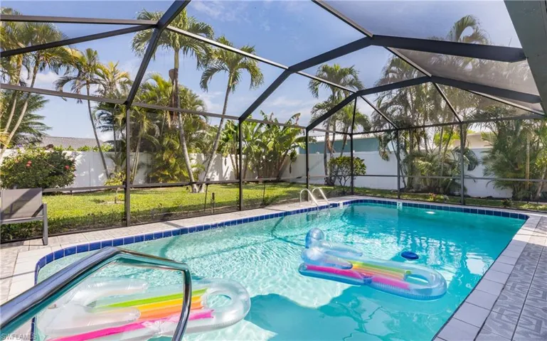 1829  Cornwallis  PKWY, Cape Coral, FL 33904