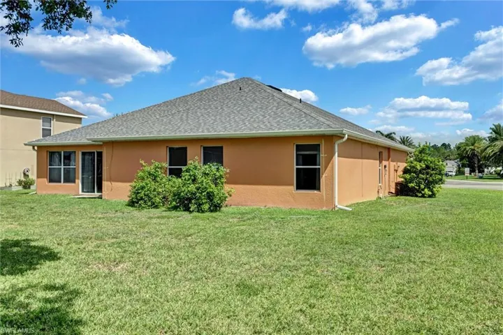 18330 Beauty Berry Ct, Lehigh Acres, Florida 33972