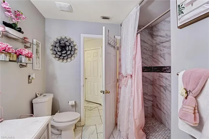 18330 Beauty Berry Ct, Lehigh Acres, Florida 33972