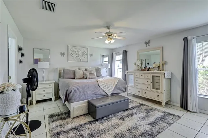 18330 Beauty Berry Ct, Lehigh Acres, Florida 33972
