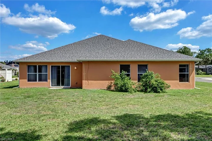18330 Beauty Berry Ct, Lehigh Acres, Florida 33972