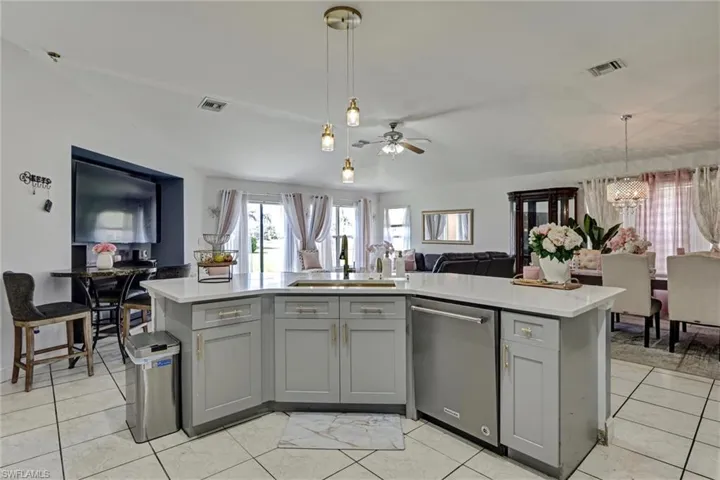 18330 Beauty Berry Ct, Lehigh Acres, Florida 33972