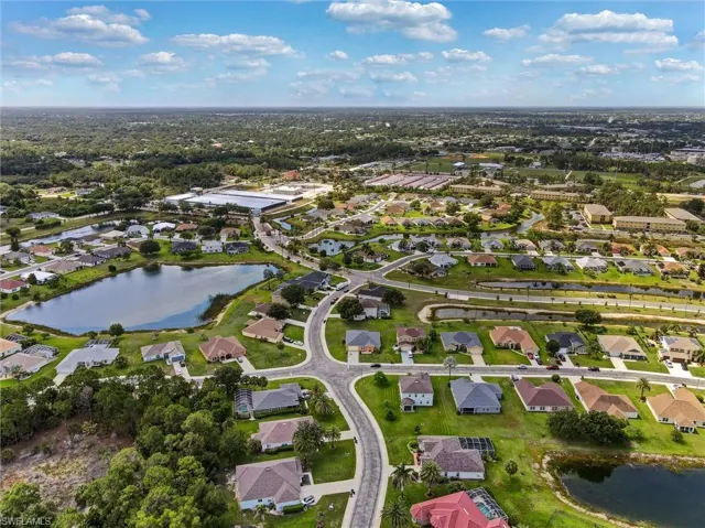 18330 Beauty Berry Ct, Lehigh Acres, Florida 33972