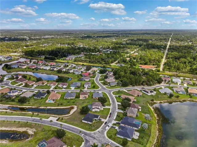 18330 Beauty Berry Ct, Lehigh Acres, Florida 33972