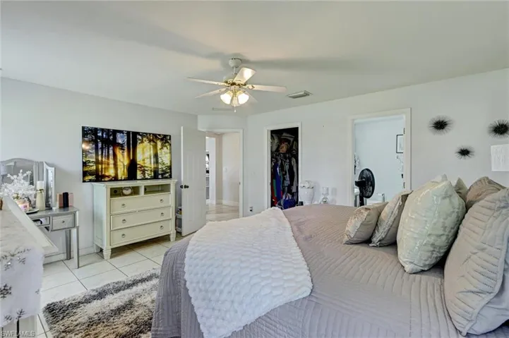 18330 Beauty Berry Ct, Lehigh Acres, Florida 33972