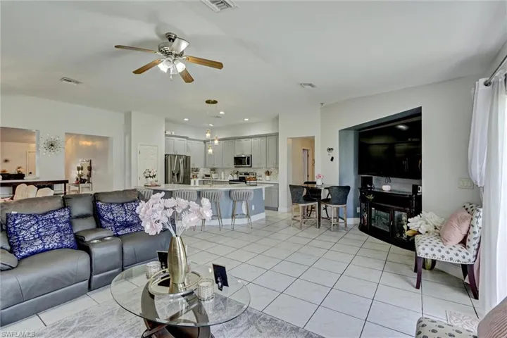 18330 Beauty Berry Ct, Lehigh Acres, Florida 33972