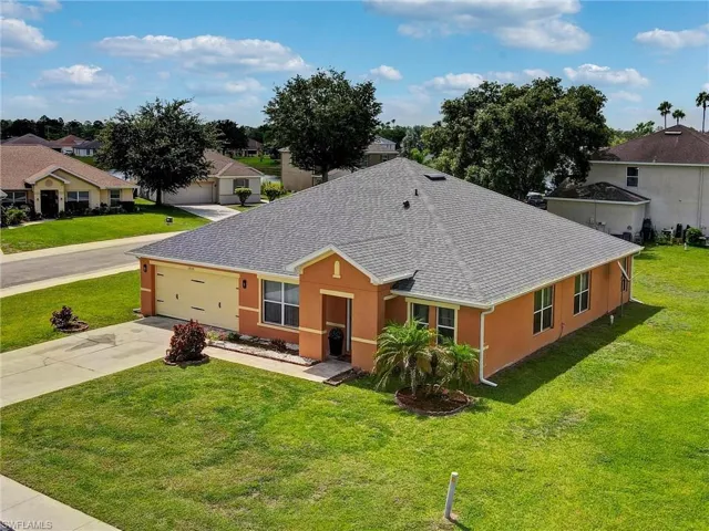18330 Beauty Berry Ct, Lehigh Acres, Florida 33972