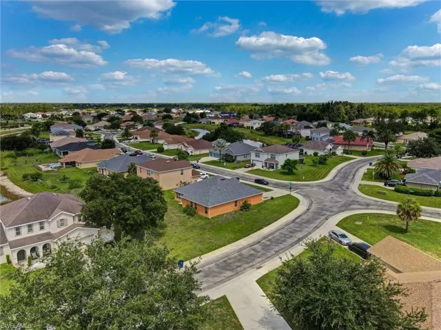 18330 Beauty Berry Ct, Lehigh Acres, Florida 33972