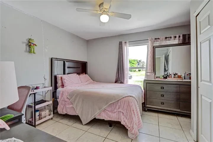 18330 Beauty Berry Ct, Lehigh Acres, Florida 33972