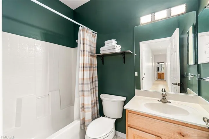 Full guest bathroom