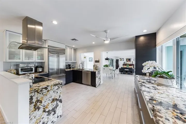 2461 11th St N, Naples Fl 34103