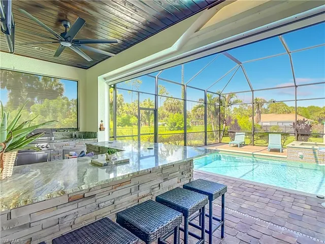 90 22nd Ave Nw, Naples, Florida 34120