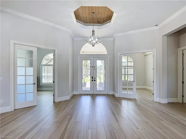 90 22nd Ave Nw, Naples, Florida 34120
