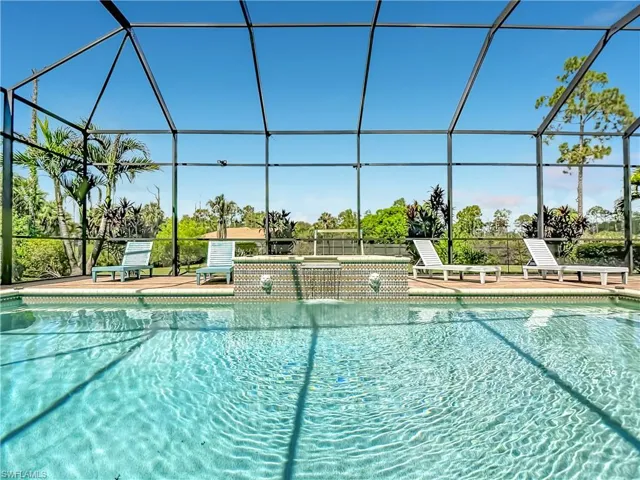 90 22nd Ave Nw, Naples, Florida 34120