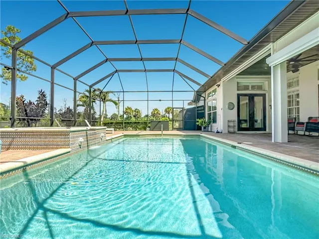 90 22nd Ave Nw, Naples, Florida 34120