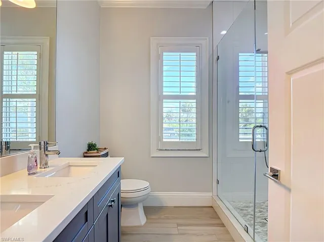 90 22nd Ave Nw, Naples, Florida 34120