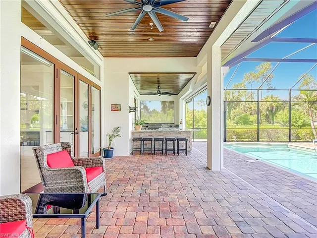 90 22nd Ave Nw, Naples, Florida 34120
