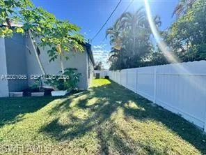 209 Se 26th Ter, Cape Coral, Florida 33904