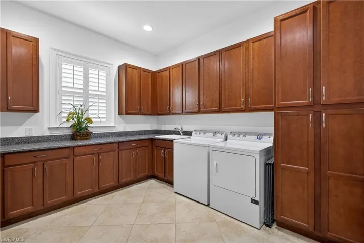 5054 Andros Dr, Naples, Florida 34113